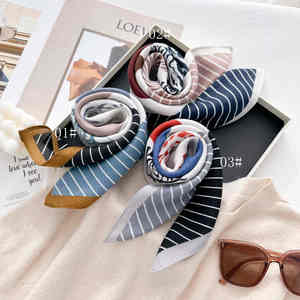 Polyester Herringbone Square Scarf Silk Screen Printed Soft Lightweight Fashion for Women Spring Autumn 70X70CM