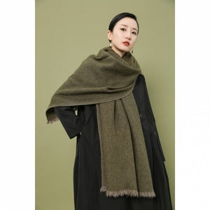 2021 New Fashion Women Luxury Tassels Edge Cashmere Feeling Winter Shawl Scarf